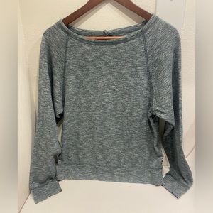 Green size small soft 3/4 length sleeve The North Face women’s shirt